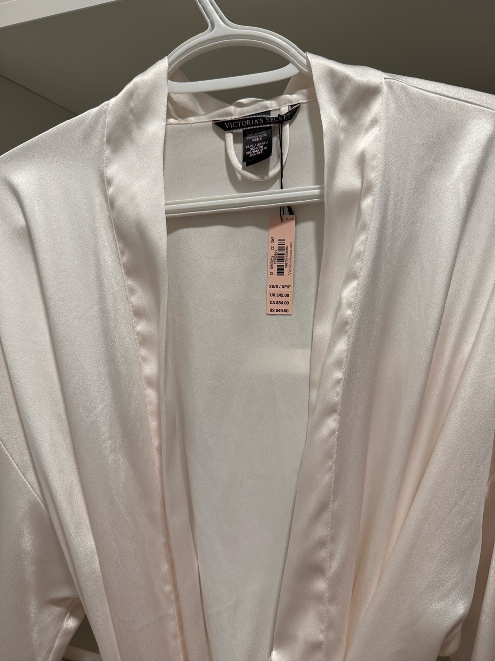 Victoria’s Secret Satin Robe Light Pink XS/S NWT Luxury Sleepwear - Picture 2 of 5